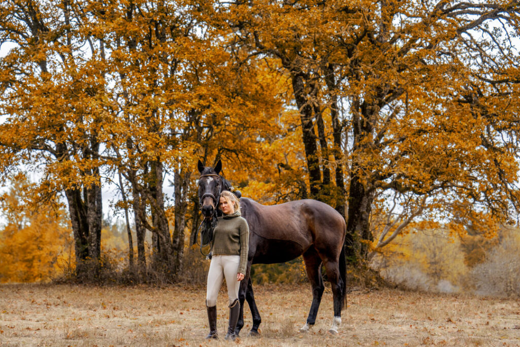 Eventing trainer and horse fall elaves